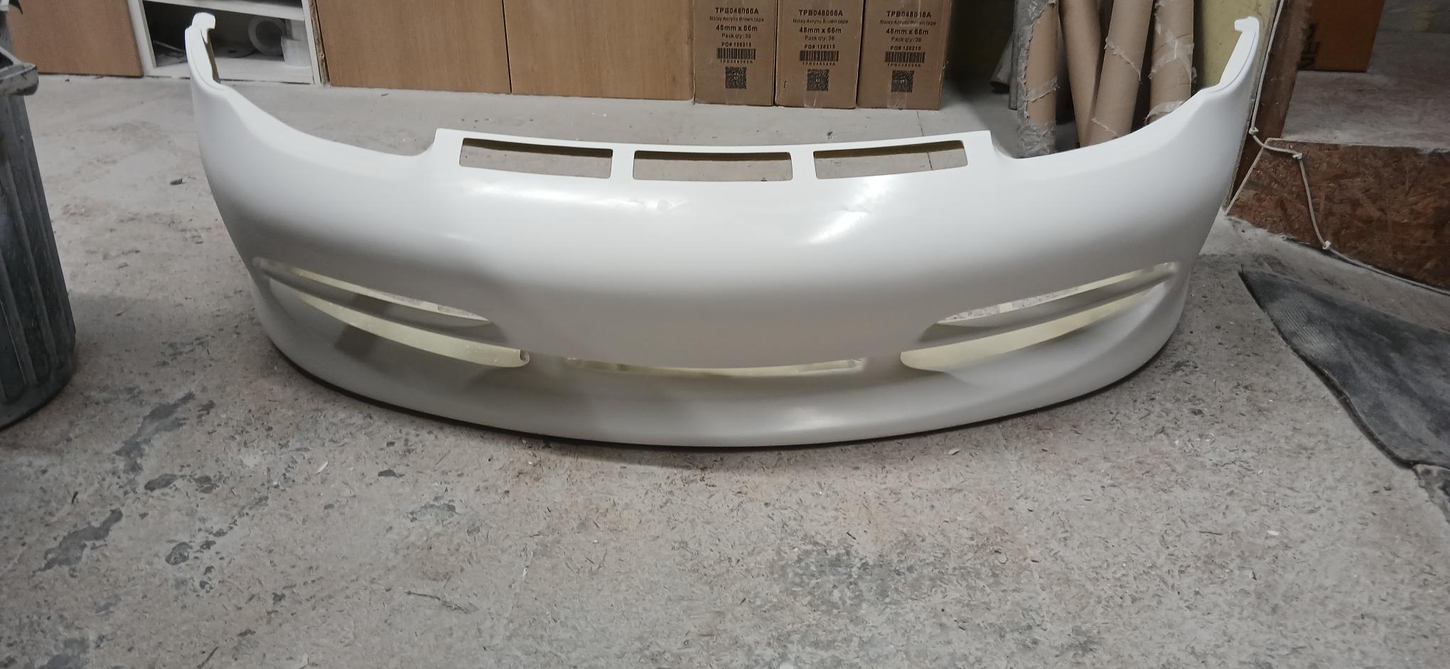 996.1 gt3 front with vents 3